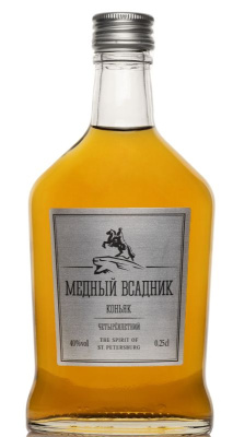 Коньяк Медный Всадник 4 года 40% 0.25л РОССИЯ